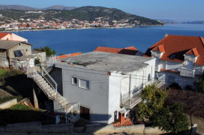 Apartments by the sea Poljica, Trogir - 6019, Marina